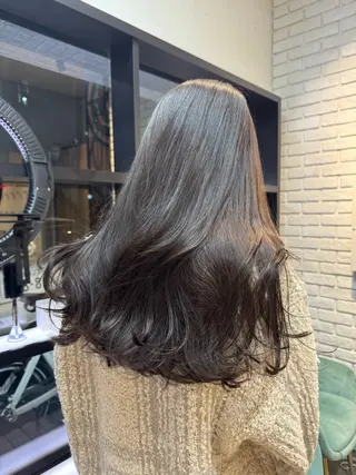 セミロング カラー 暖色カラー🤎Red Neo meiのヘアスタイル