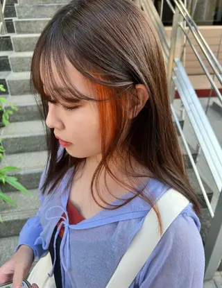 カラー Amber  池袋所属・クロギ リョウのヘアスタイル
