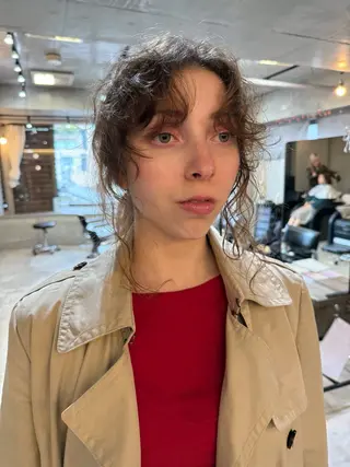 ミディアム レイヤーカット\ウル フ　chinatsuのヘアスタイル