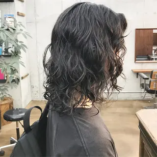 ミディアム パーマ メンズ ✂︎ウルフ・ショート ✂︎MIKUNIのヘアスタイル