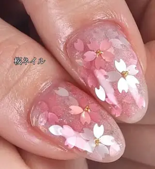 ネイル Roger 舞のネイルデザイン