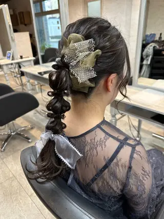 ロング ヘアアレンジ 女性に人気♪ はやしほのかのヘアスタイル