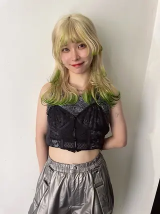 セミロング ブリーチ/ベージュ 💕/momoaのヘアスタイル