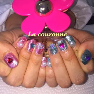 ネイル Lacouronne NATSUMIのネイルデザイン