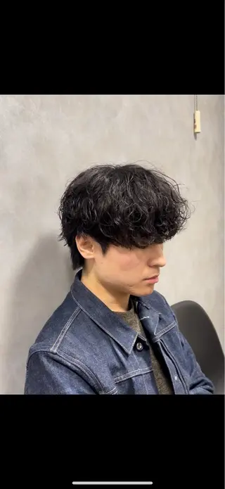 ミディアム パーマ メンズ メンズパーマ特化 美容師kouyaのヘアスタイル