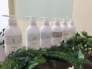 mateca・hair所属・林 真之介のヘアスタイル