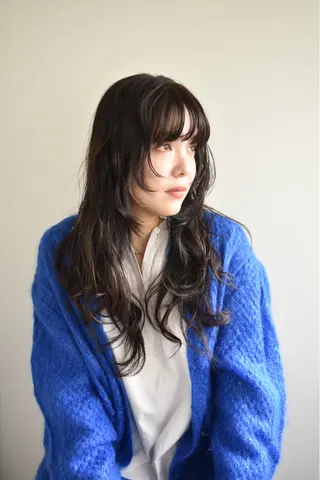 セミロング MOMOKA💫 YARD【学芸大学】のヘアスタイル