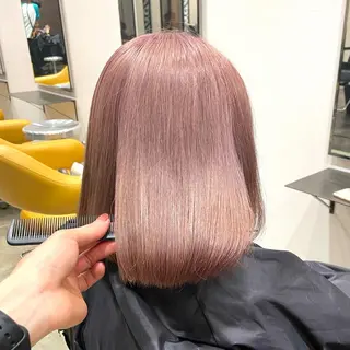 ミディアム カラー ヘアアレンジ 🧸ハイトーン🧸 ゆっきー🧸のヘアスタイル