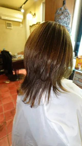 ミディアム Richromatic所属・M Jのヘアスタイル
