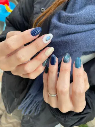 ロング カラー ヘアアレンジ キッズ ネイル マツエク・マツパ アイブロウ 福田 加奈のネイルデザイン