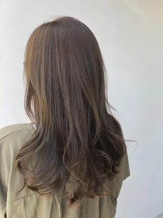 ロング カラー パライソ南公園店小嶋 さつきのヘアスタイル