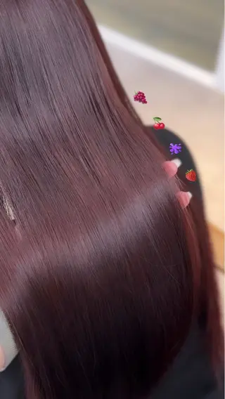 ロング カラー 宇田川 結菜のヘアスタイル