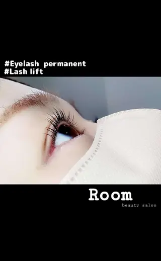 マツエク・マツパ Room beautysalon所属・Room   〔 YUI 〕のマツエク・マツパデザイン