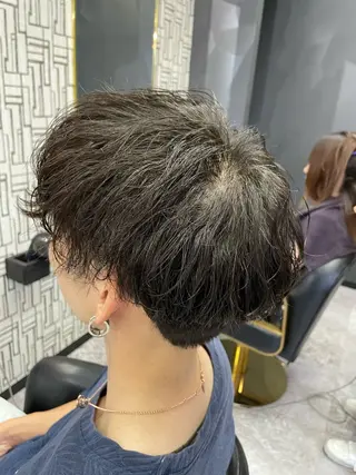 ショート パーマ メンズ 篠原 侑作のヘアスタイル