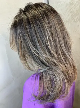 セミロング 佐藤/本物志向の 髪質改善サロンのヘアスタイル