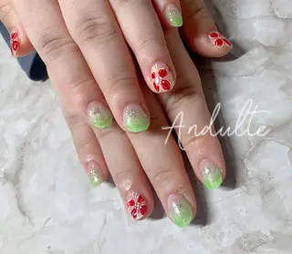 ネイル andulte MAIのネイルデザイン