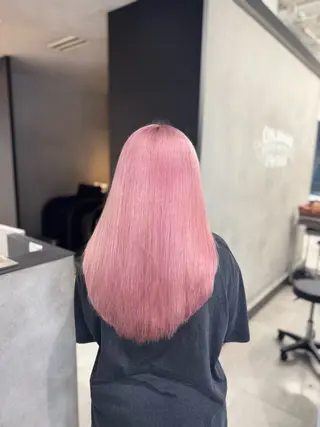 カラー 🖤offwhite KANA⛓のヘアスタイル