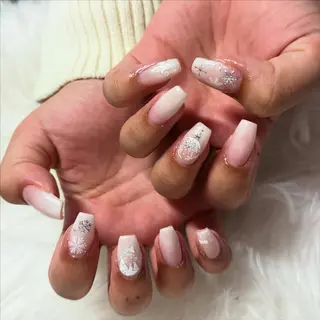 ミディアム mao .のネイルデザイン