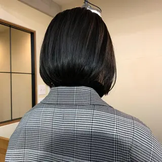 ショート カラー 上川 美幸のヘアスタイル