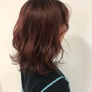セミロング カラー GLROW haruhiのヘアスタイル