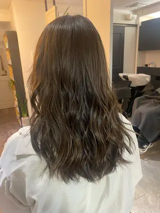 ロング カラー ボブ/透明感カラー 岸本涼奈のヘアスタイル