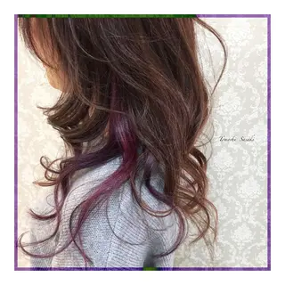 カラー ササキ トモシのヘアスタイル