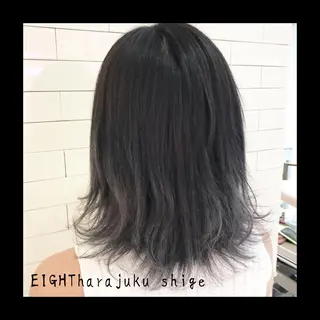 ショート カラー 及川シゲル 髪質改善講師のヘアスタイル