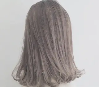 ミディアム カラー ヘアアレンジ ハイトーン/ ボブ 中村麟のヘアスタイル