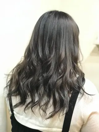 ロング カラー 渋谷宮益坂 omoのヘアスタイル