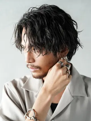 パーマ メンズ fifth 渋谷原宿 波巻きパーマイノウエのヘアスタイル