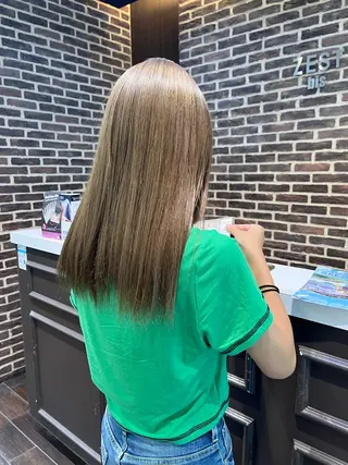 ロング カラー 酸性ストレート 🤍🎀honokaのヘアスタイル