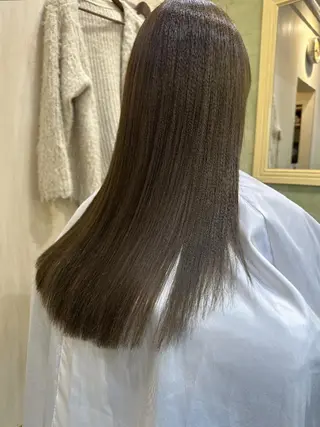 ロング カラー 川端 智治のヘアスタイル