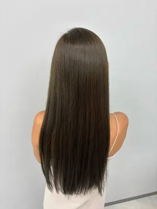 ロング ヒメザキ ユリのヘアスタイル