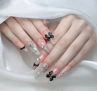 ネイル 🎀M nails✨ ビューティーのネイルデザイン