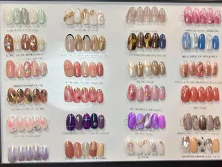 ネイル Ellie Nail Honamiのネイルデザイン
