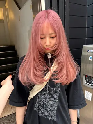 ロング 遠田 優那のヘアスタイル