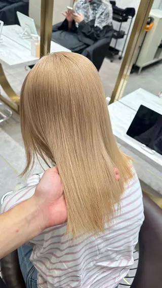 ミディアム カラー ケアブリーチ 韓国レイヤーKYONのヘアスタイル