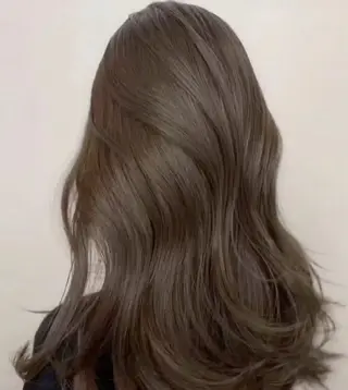 ロング IVE所属・渋谷/髪質改善🫧 透け感カラー🎀🤍のヘアスタイル