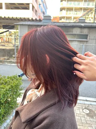 カラー しおり🍬 KOKORO🤍のヘアスタイル