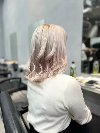 ミディアム カラー tomoka 推しカラーのヘアスタイル