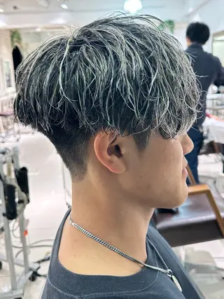 メンズ SALOWIN渋谷caldo店B1所属・岐津公太 メンズ縮毛矯正のプロのヘアスタイル