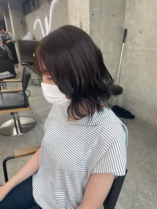 ミディアム 鈴木瑛里／ブロンド ベージュ／男女のヘアスタイル