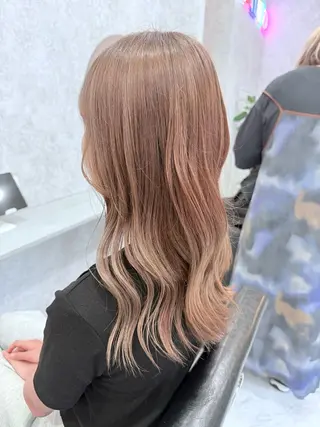 ミディアム カラー 🌺ハイトーン🌺 矢葺 なぎさ🌺🌺のヘアスタイル