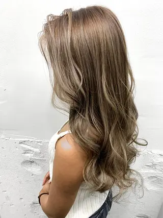 セミロング カラー ヘアアレンジ 🎨カラー満足度 500%💫ヅル💫のヘアスタイル