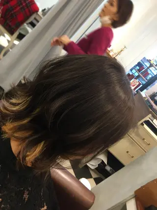 ミディアム カラー ブリーチカラー🌈 嘉名 真樹のヘアスタイル