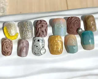 ショート カラー キッズ 2dy所属・2DY NAIL SALONのネイルデザイン