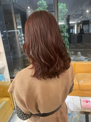 ミディアム カラー VanCouncil 千種所属・大竹 穂香のヘアスタイル