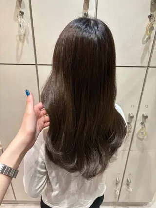 ロング 山本 花歩のヘアスタイル