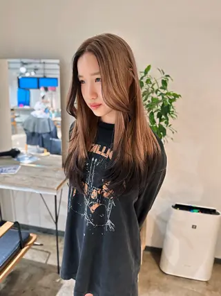 ロング カラー ✨艶ブリーチカラー ✨四ノ宮裕己のヘアスタイル