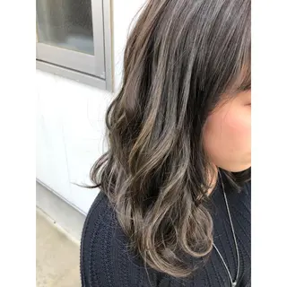 ロング カラー パーソナルカラー診断 できます　木曽　主博のヘアスタイル